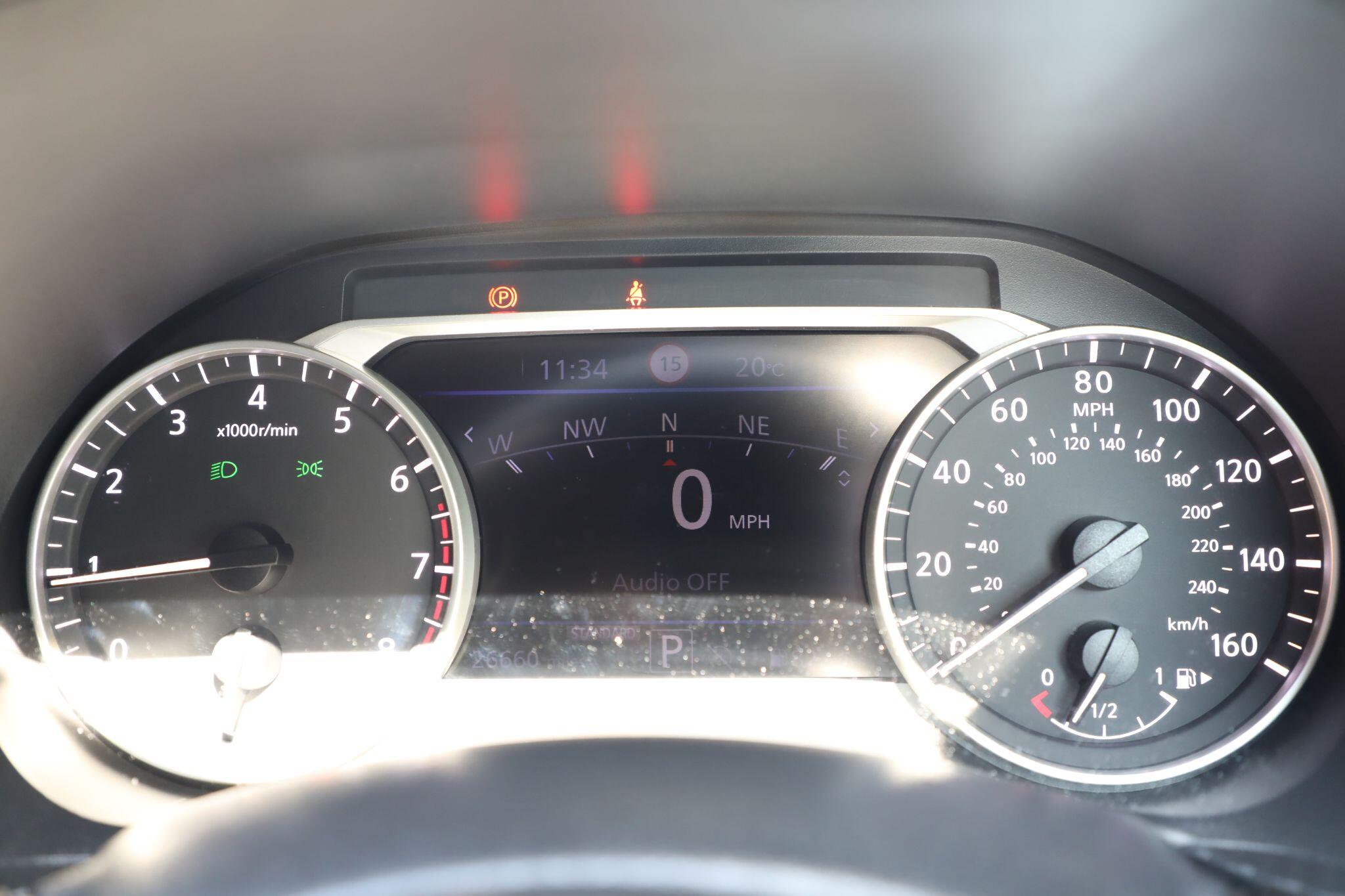Large vehicle image